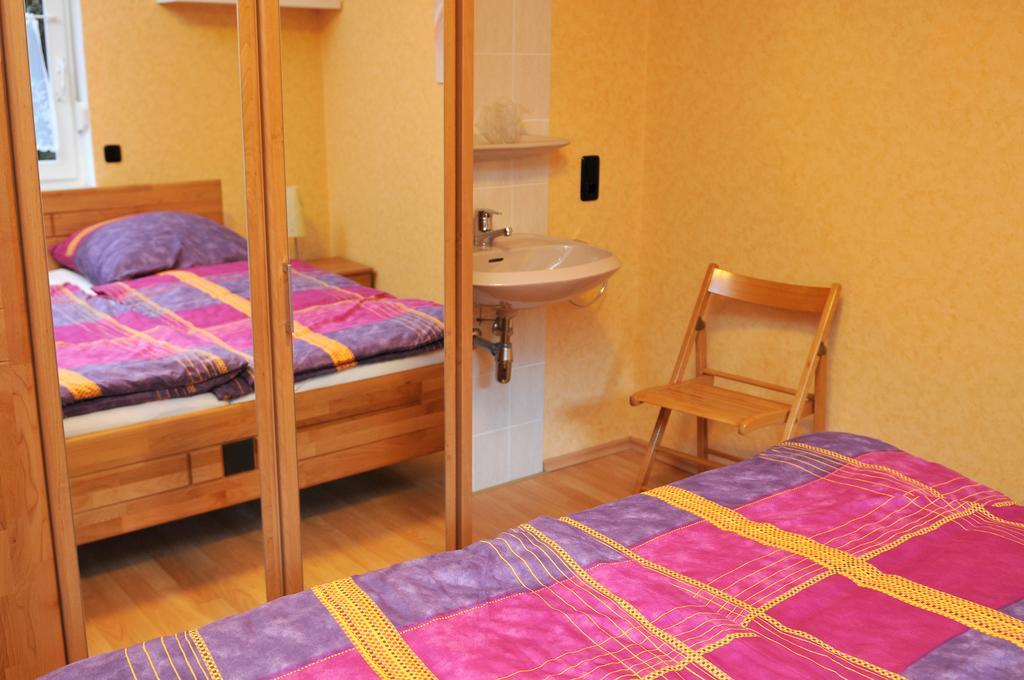 Ferienwohnung Heinen Schleiden Rum bild